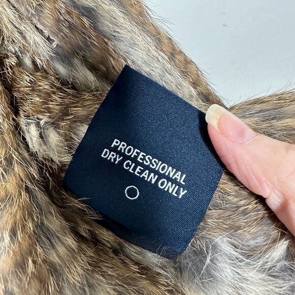 525 America Soft Luxe Genuine Rabbit Fur Sleeveless Open Vest Brown Cream Medium - Picture 10 of 16